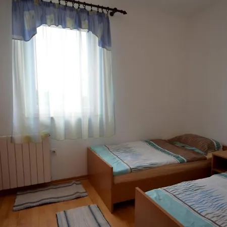 In Vrvari With Balcony, Air Conditioning, Wifi, Washing Machine