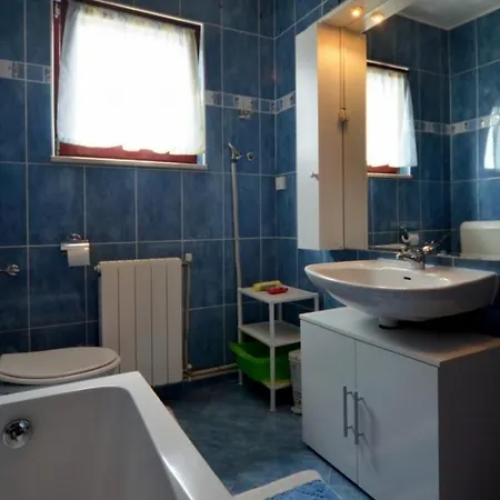 In Vrvari With Balcony, Air Conditioning, Wifi, Washing Machine