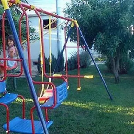 In Vrvari With Balcony, Air Conditioning, Wifi, Washing Machine 公寓 *